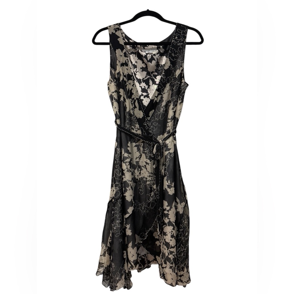 VTG Floral Black & Cream Silk Wrap Dress (Size 8)